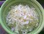 白菜肉末汤的做法图解2