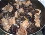 排骨焖木耳的做法图解8
