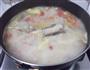 番茄鱼骨汤的做法图解6