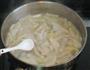 平菇萝卜汤的做法图解5