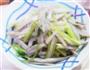 芹菜藕丝的做法图解8