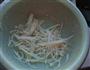 金针翡翠奶白汤的做法图解3