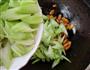 杏仁炒芹菜的做法图解5