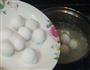 银耳酒酿汤圆的做法图解3