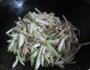 葫芦炒肉丝的做法图解6