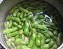 盐水毛豆的做法图解2