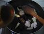 油焖双菇的做法图解5