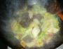 白菜木耳炖粉皮的做法图解6