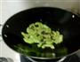 梅干菜炒苦瓜的做法图解3