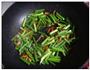 肉丝炒蒜苔的做法图解5