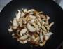 香菇炒韭菜的做法图解5