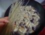 香菇炖粉条的做法图解9
