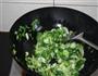青菜炒饭的做法图解2