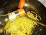 茭白炒肉丝的做法图解4