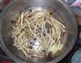 茶树菇肉片汤的做法图解4