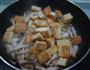蟹味菇黄金豆腐的做法图解7