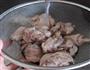 榨菜鸭翅汤的做法图解2