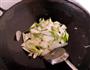 大葱木耳炒鸡蛋的做法图解3