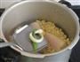 咸猪头肉炖黄豆的做法图解7