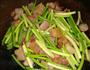 蒜苗炒腊肉的做法图解7