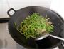青蒿炒腊肉的做法图解8