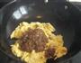 酱瓜末炒蛋的做法图解4