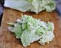鱼香白菜粉皮的做法图解1