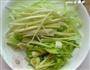 西芹炒榨菜丝的做法图解1