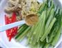 孜然黄瓜水面筋的做法步骤5