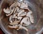 香菇白菜帮的做法图解4