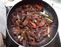 鸡蛋炒木耳的做法图解5