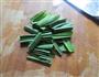 蒜苗瘦肉的做法图解2