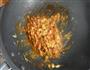 火腿鸡蛋炸酱面的做法图解7