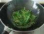 蒜香菠菜梗的做法图解6