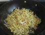 素炒辣味黄豆芽的做法图解4