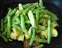酱烧土豆豆角的做法图解5