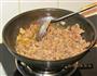 芹菜红椒炒面的做法图解2