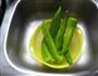豆豉青椒的做法图解1