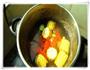 玉米胡萝卜棒骨汤的做法图解4