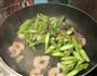 芦笋炒虾仁的做法图解5