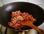 肉丝炒年糕的做法图解2