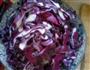 紫甘蓝炒肉的做法图解2