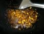 香辣炸菇丝的做法图解5