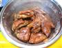腐乳烧猪蹄的做法图解15