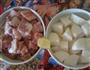 排骨萝卜汤的做法图解1