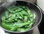 荷兰豆炒腊肠的做法图解4