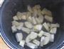 茶树菇冬笋排骨汤的做法图解6