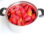 草莓果酱的做法图解1