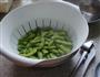 蒜香毛豆荚的做法图解3