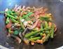 九层塔炒鸡肉芦笋的做法图解9